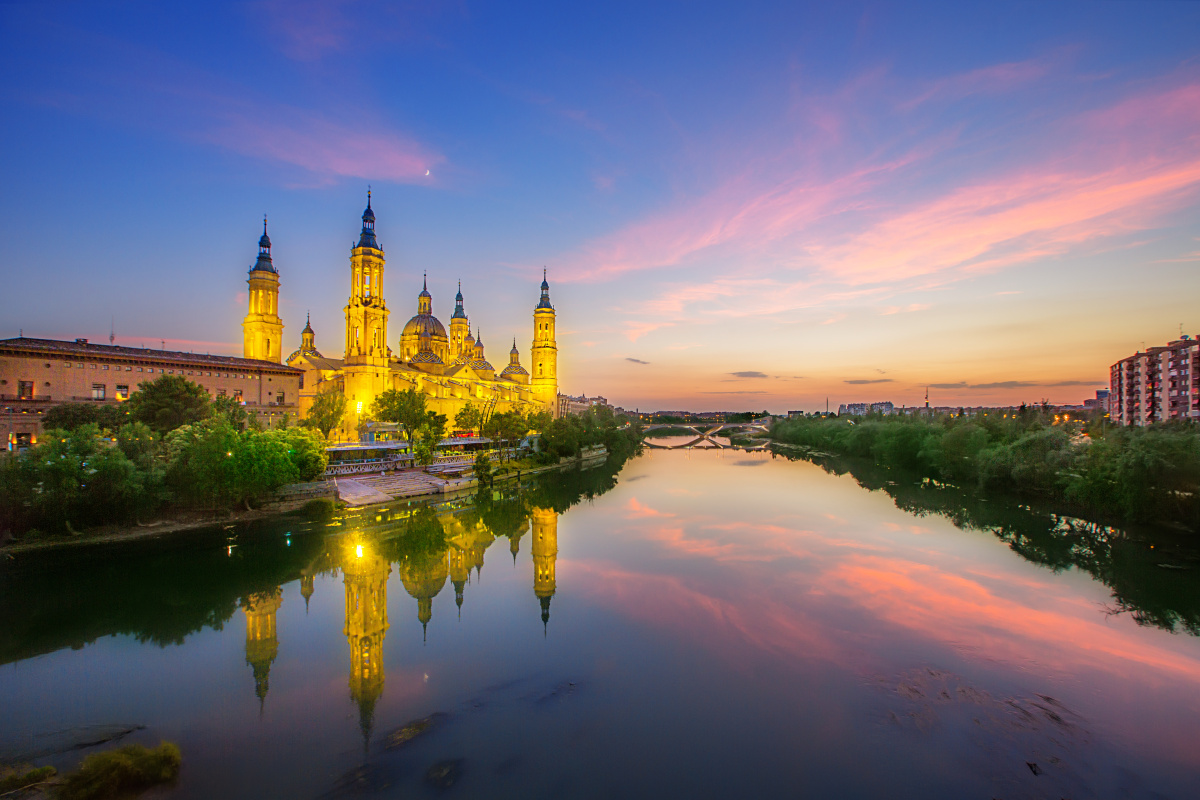 zalagoza皮拉尔圣母大教堂basilica de nuestra senora del pilar
