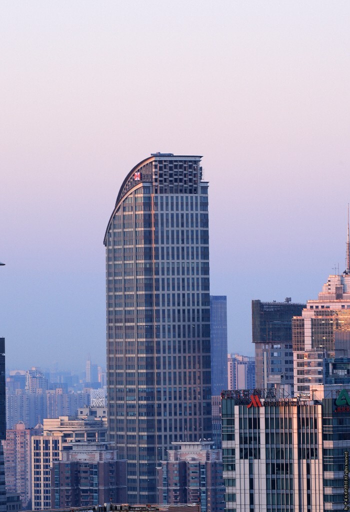 威海路太古里,据说35层计划兴建观光层