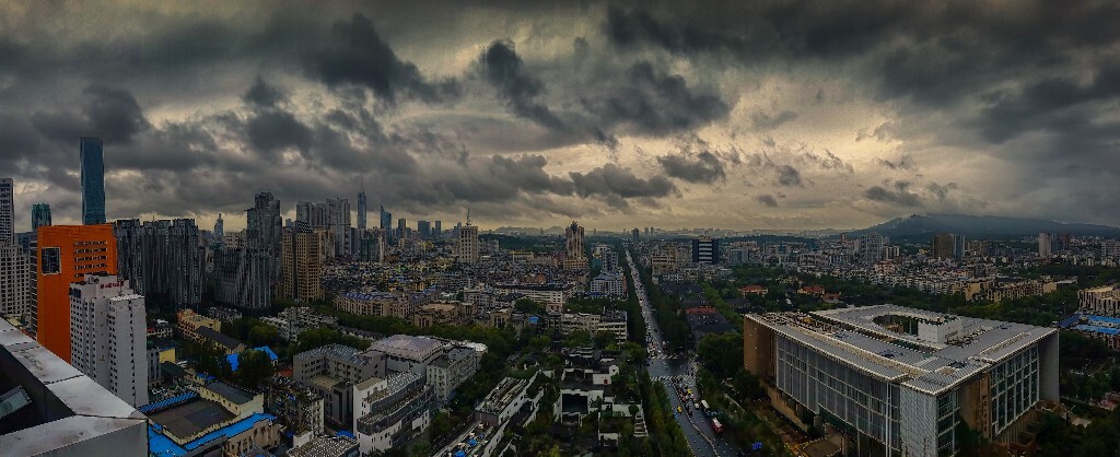 下雨了