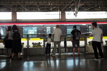 L1001402