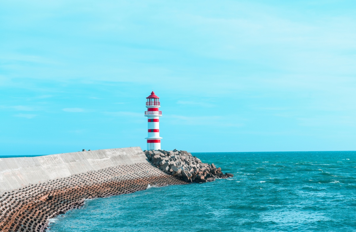 神州半岛的灯塔