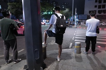 D82D5CBF-6EC8-4946-9A00-4B0291D21766/L0/001