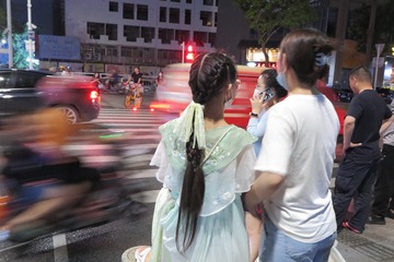 264D383A-E83B-407A-A98E-DDE6B2BD88B8/L0/001