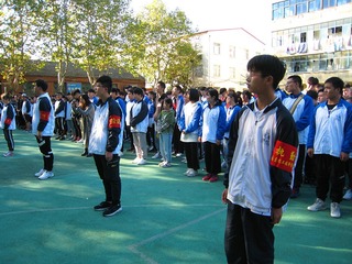 725457