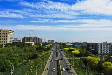584357
