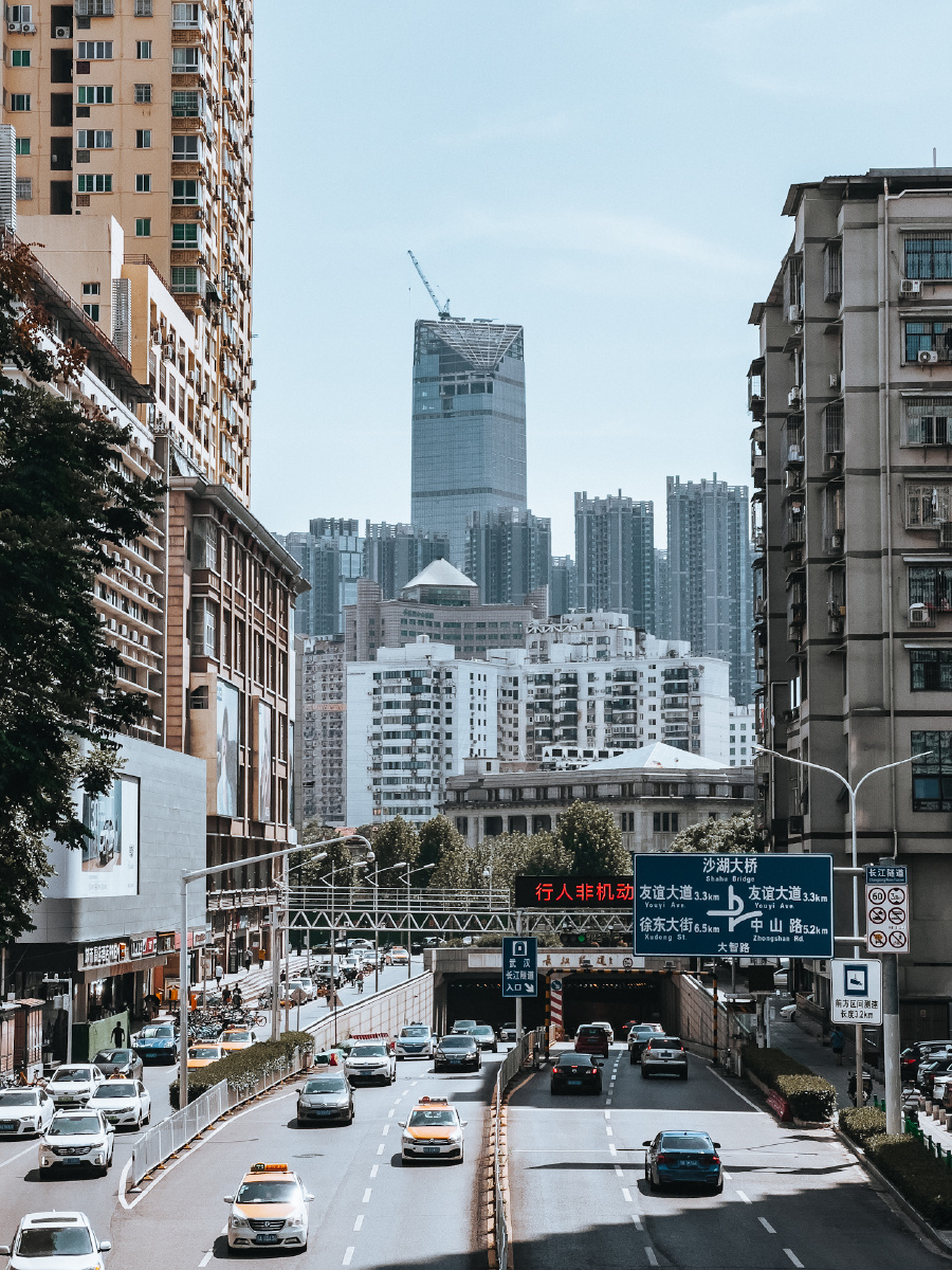 汉口大智路空中小镇随拍shotoniphone13prolightroom手机版调色