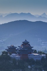 山外有山_1