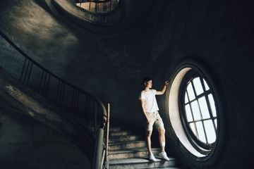 001