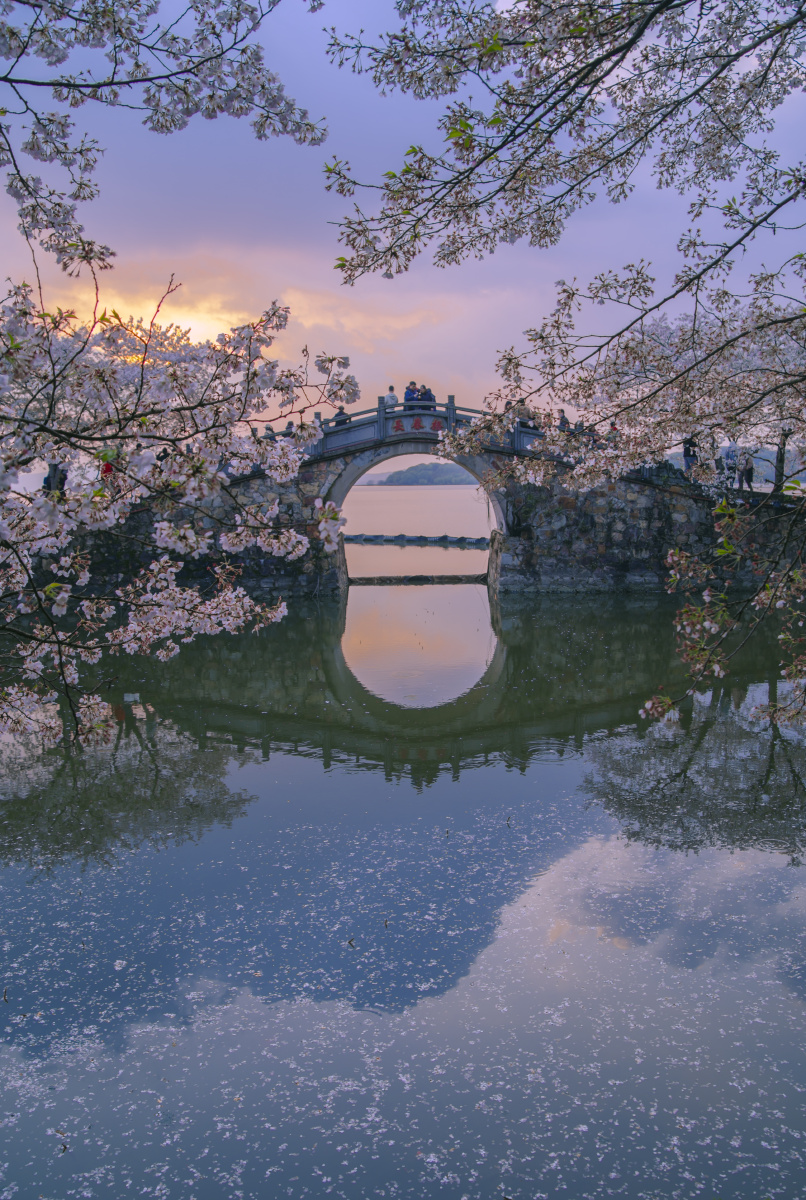 日落时分的长春桥