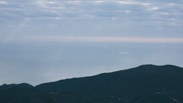 922657