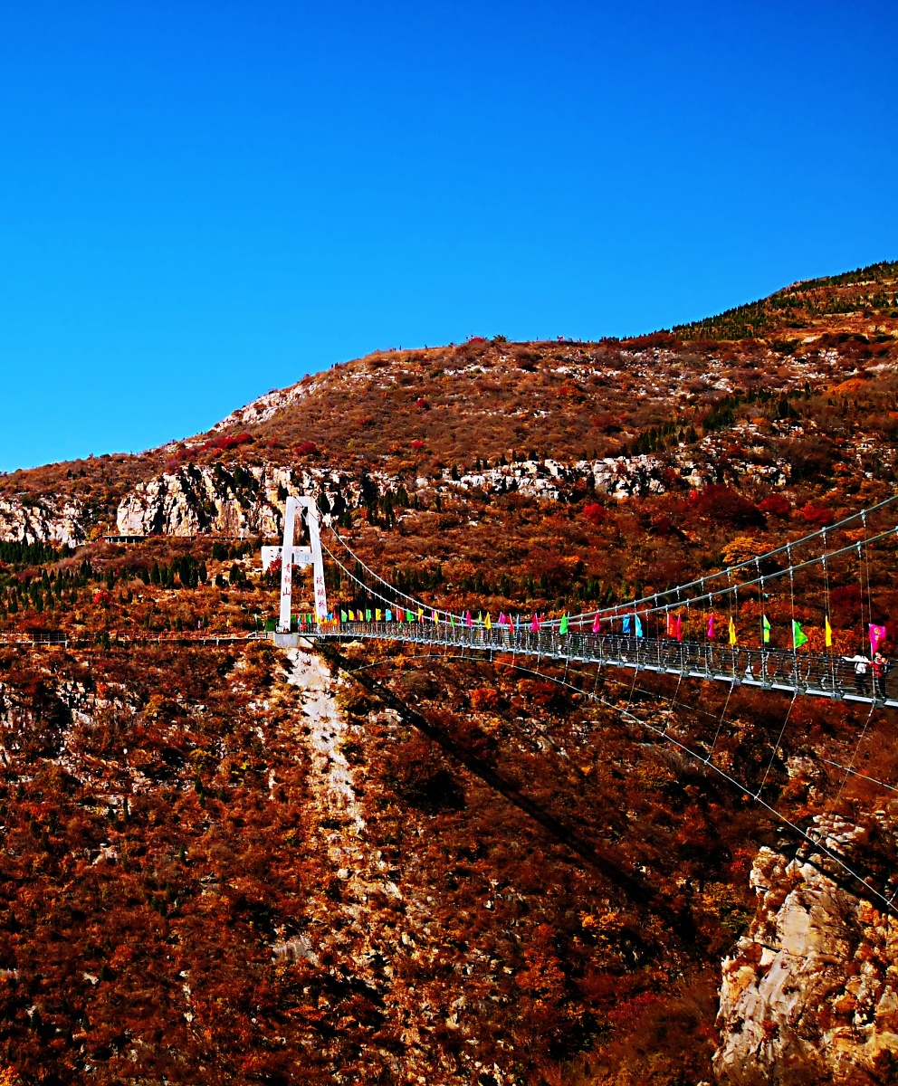 济南青铜山玻璃桥