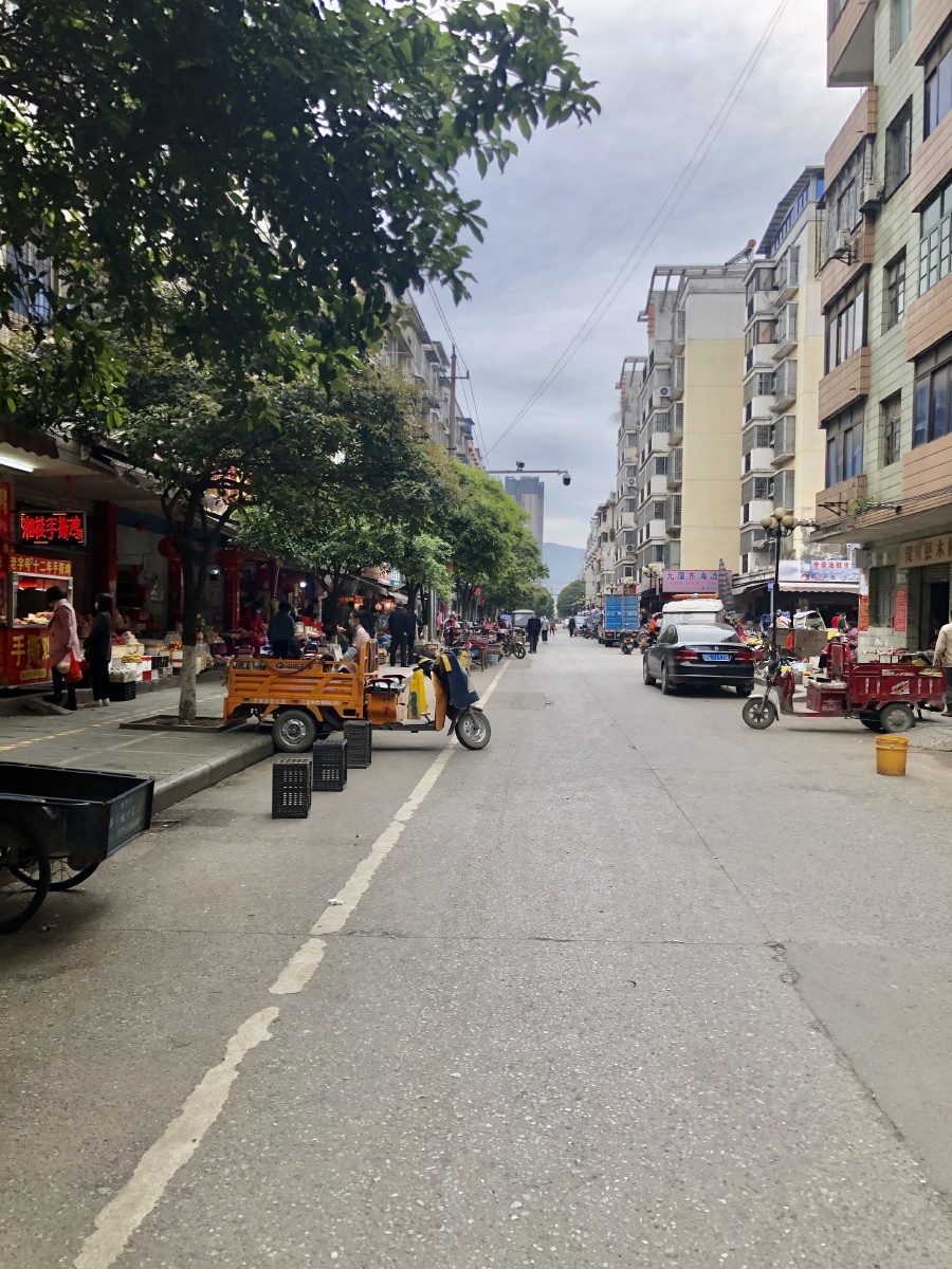 疫情下的街道人和事愿一切安好