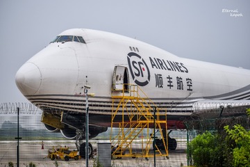 579334