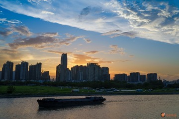 2AB7C478-CA87-4942-8985-EF8145E1A415/L0/001
