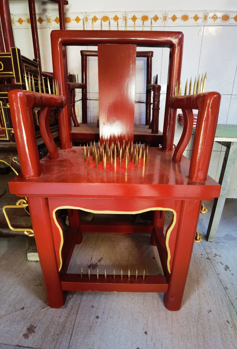 带刺凳子刺凳搞笑凳子