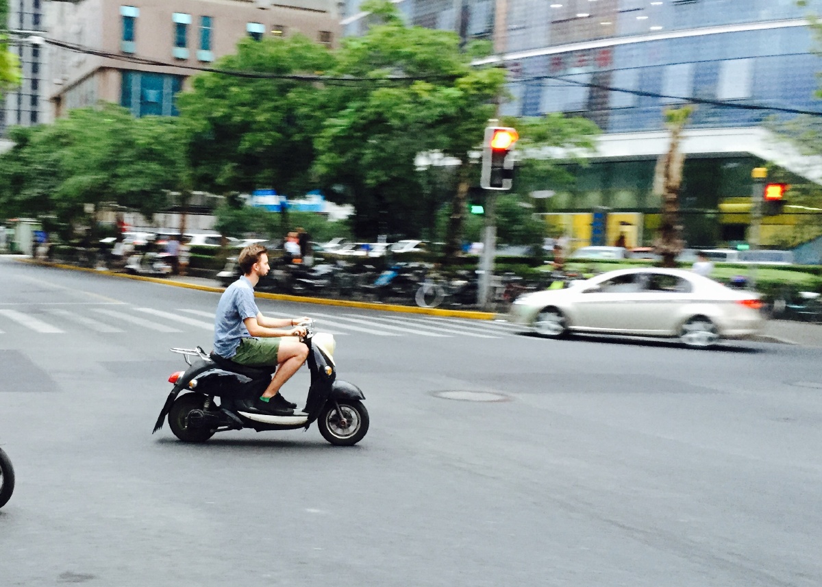 街头的帅哥 - 人像, 街拍, 抓拍, 上海, 胖电塔与街