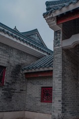 1463402