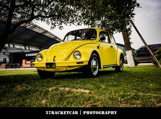 702749