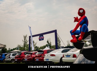 702750