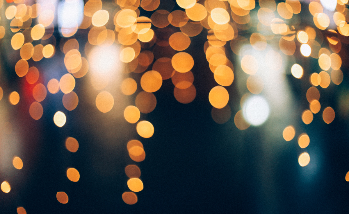 灯火阑珊霓虹璀璨