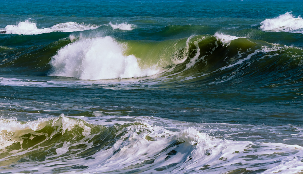巨浪滔天,周末玩海一组