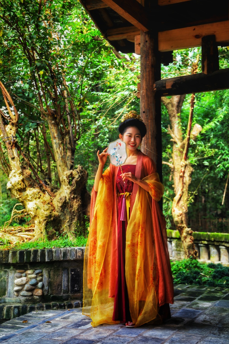 汉唐风韵广汉市双福村据说有白鹭万只假日里难得成都平原晴朗驱车二时