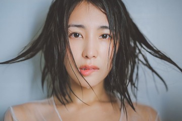 108103