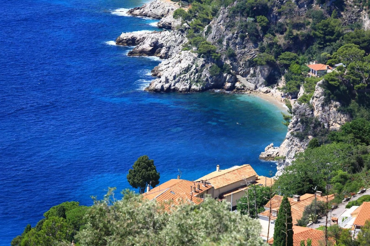 地中海蔚蓝海岸线不是最美也是醉美