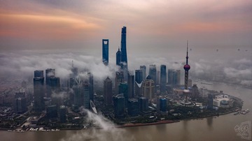 都市晨雾