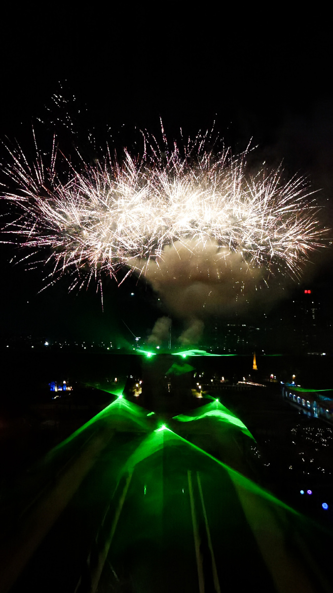 烟花激光秀