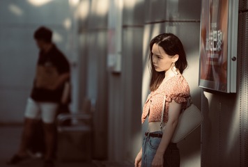 001