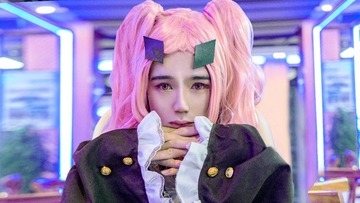 1895123