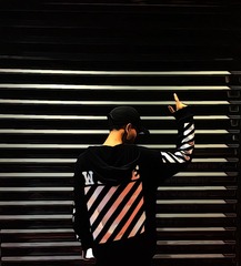 001