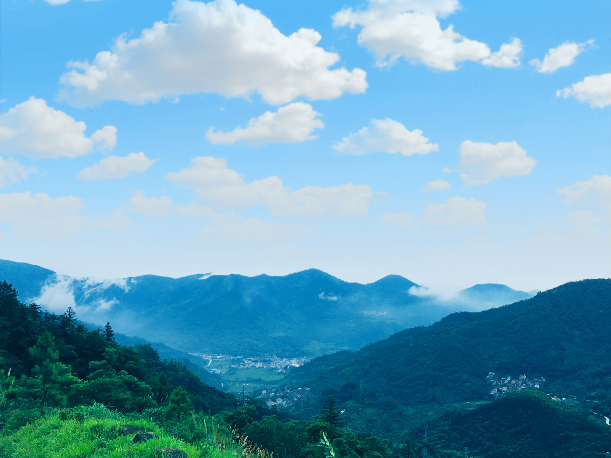 眺望远方目光所及之处都是风景