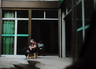 001
