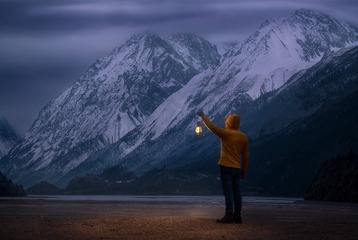 7159
