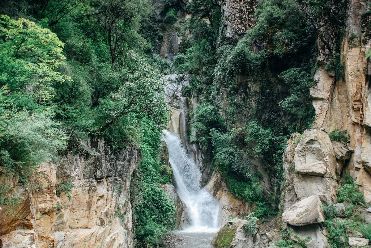 丙察察之水3黑山白水