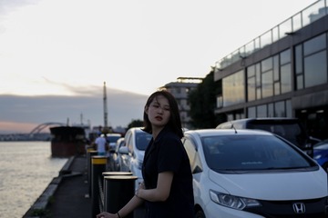 001