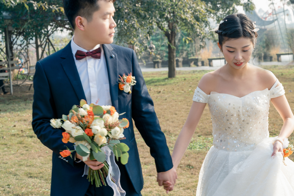 这是一对来自成都大邑的新人结婚当天到处都洋溢着幸福的味道在新人的