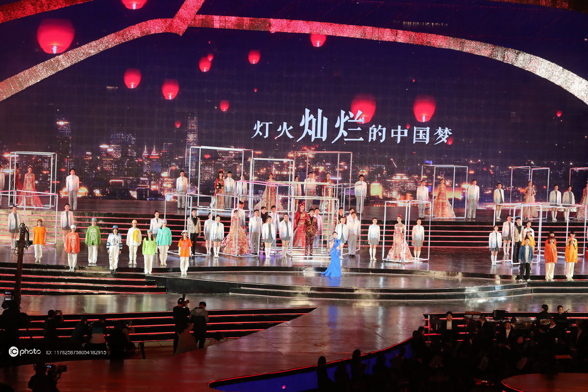 厦大百年校庆晚会多类型节目春华秋实张也灯火里的中国