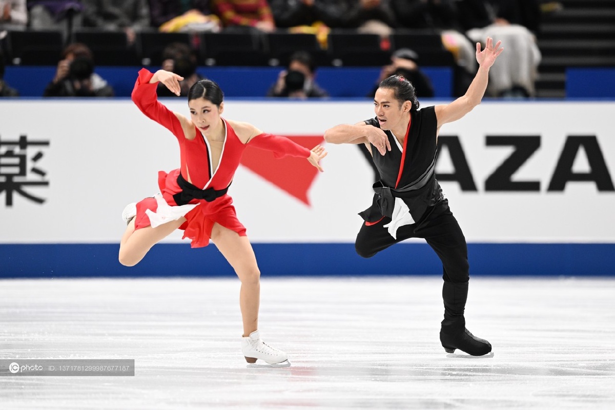 2021年全日花样滑冰锦标赛冰舞韵律舞小松原美里小松原尊排名第一