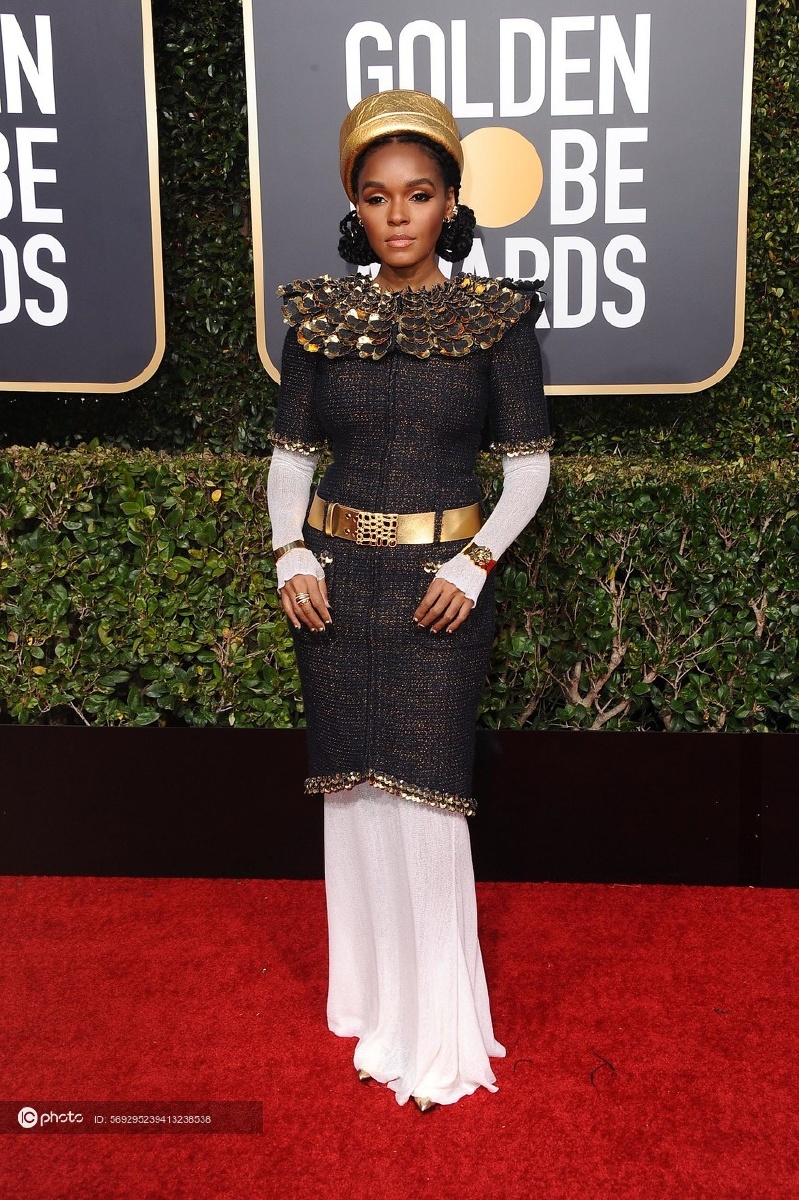 加奈儿梦奈身着chanel2019早秋系列