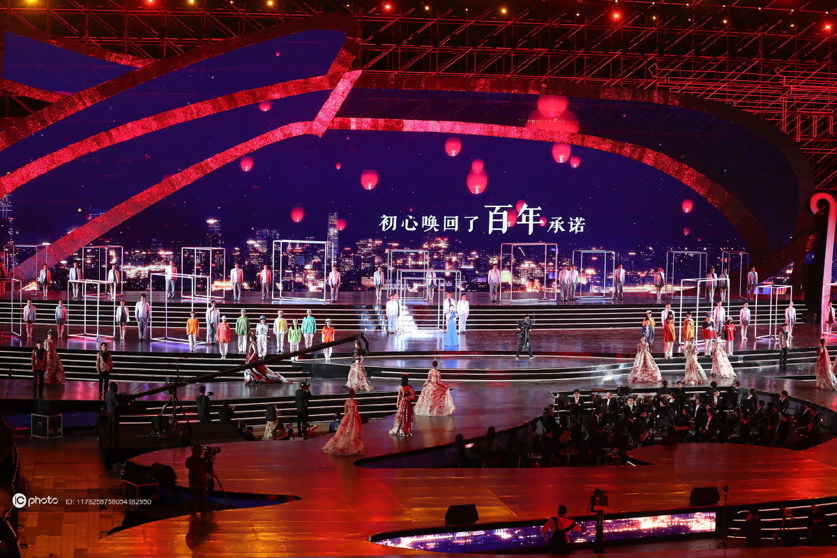 厦大百年校庆晚会多类型节目春华秋实张也灯火里的中国