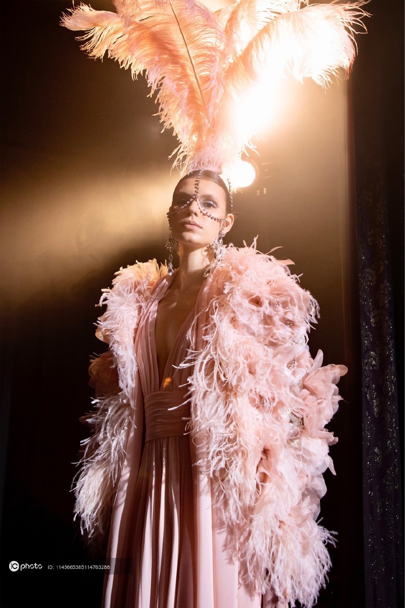 2021春夏巴黎高定时装周eliesaab细节