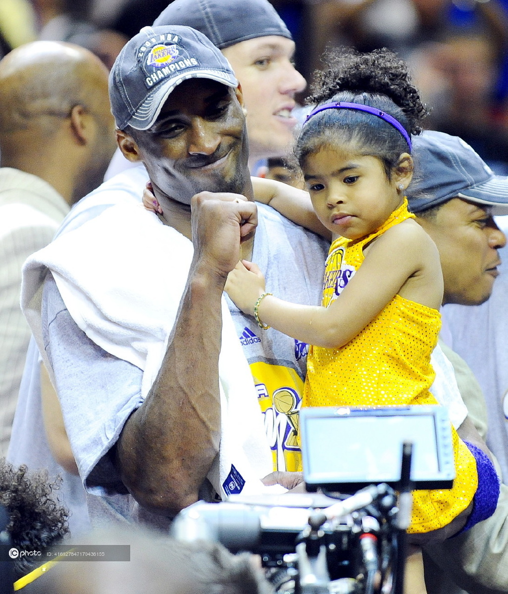 盘点科比逝世一周年父女画面多温馨回忆起来多心痛