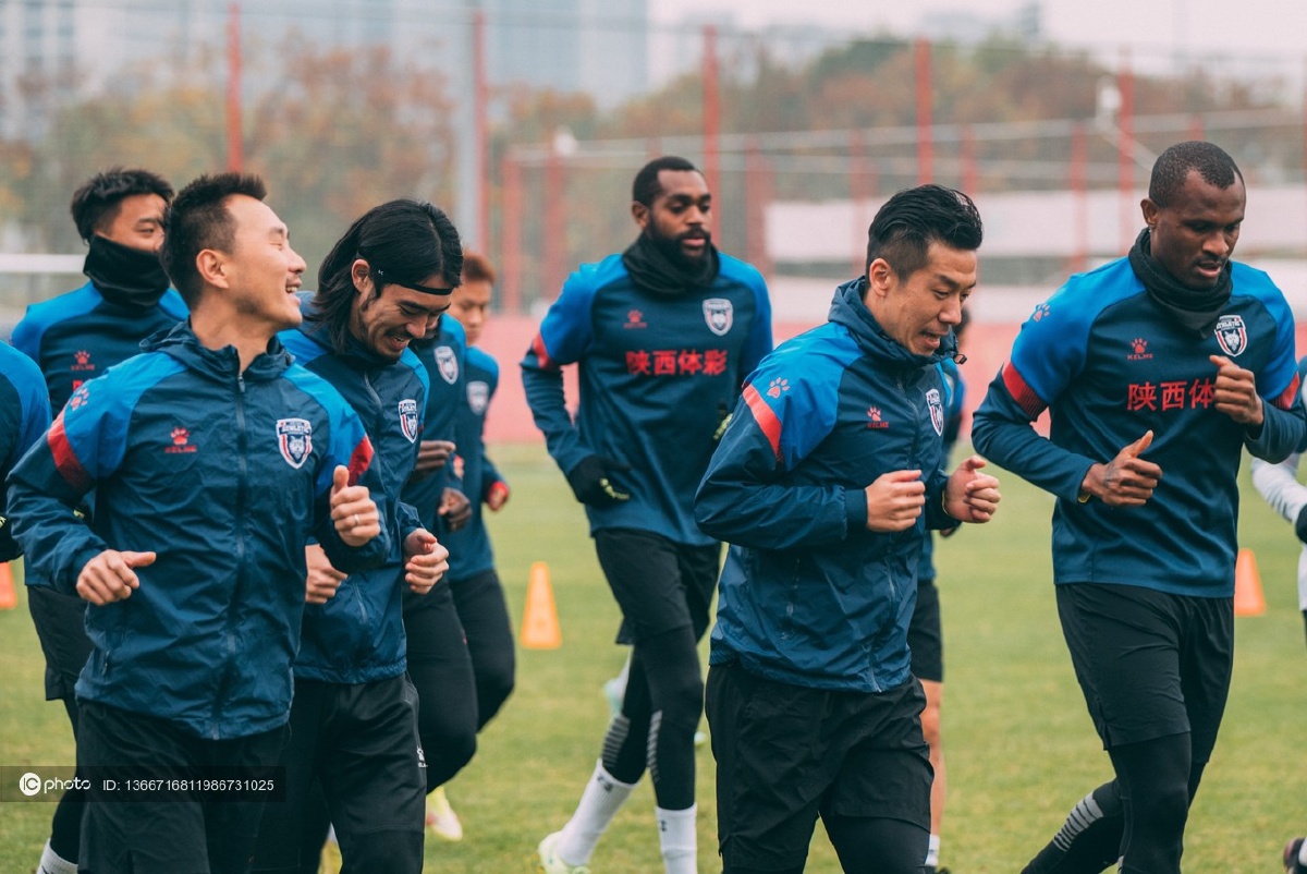 2021年中甲联赛第33轮前瞻陕西长安竞技备战训练