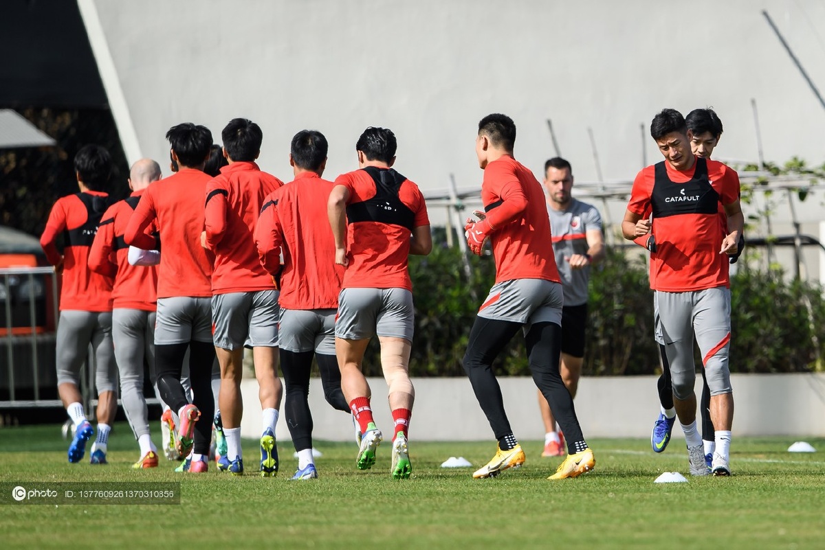 2021中超联赛第21轮前瞻上海海港训练备战