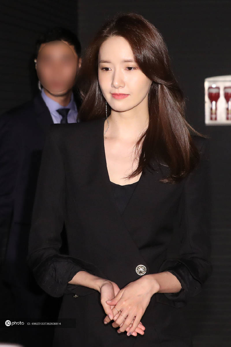 电影exit举办发布会林允儿首个担任女主的电影备受期待