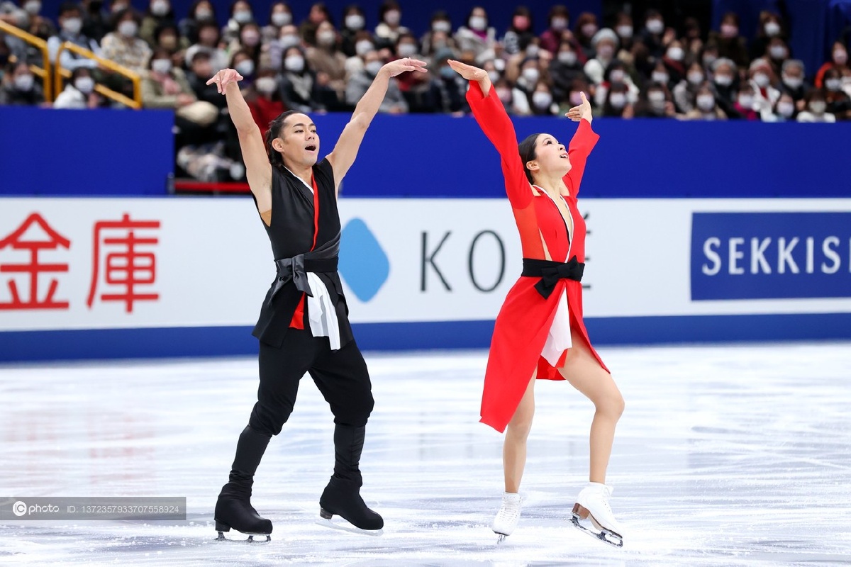 2021年全日花样滑冰锦标赛冰舞韵律舞小松原美里小松原尊排名第一