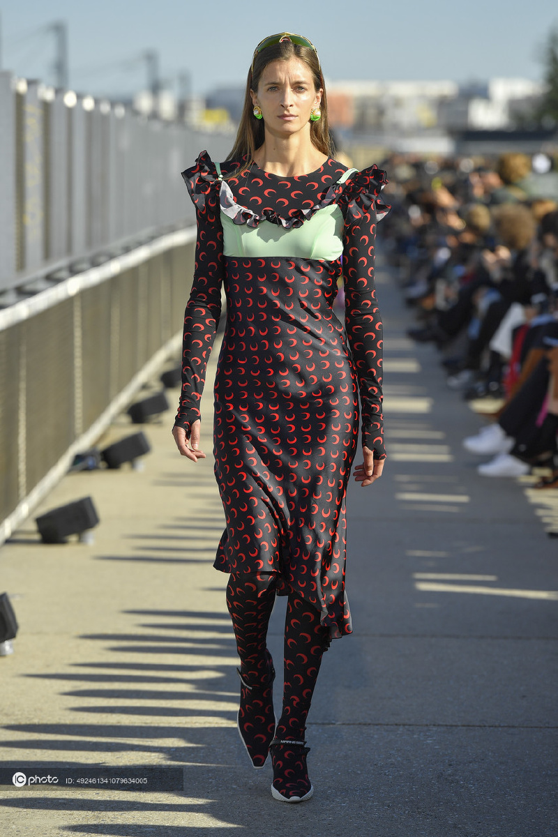 快去抢大幂幂同款marineserre月牙图案实在太火